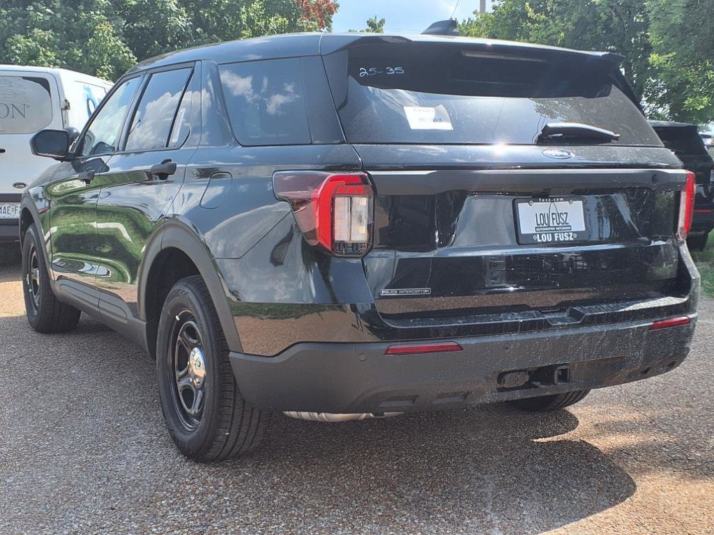 New 2025 Ford Explorer 4WD Police Interceptor image 4