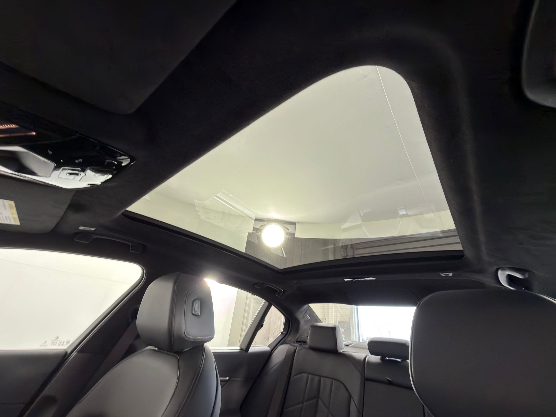 New 2026 BMW 550e xDrive w/ Executive Package image 12