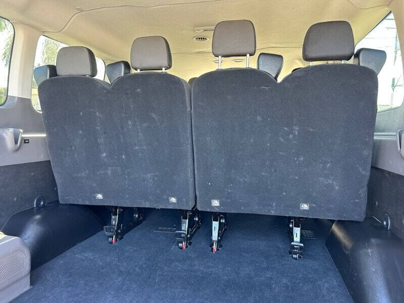 Used 2022 Ford Transit 350 XLT RWD image 13