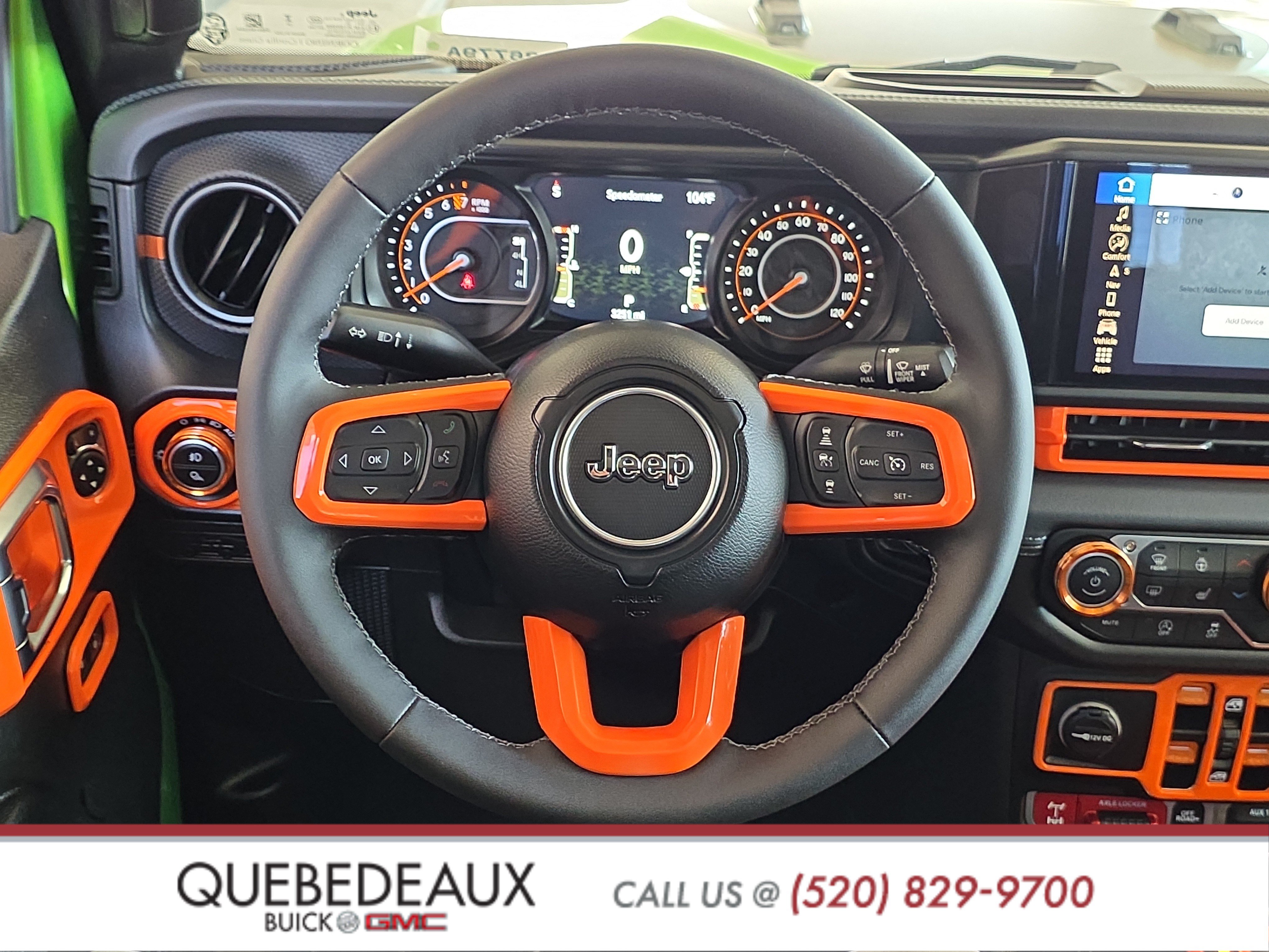 Used 2025 Jeep Gladiator Mojave w/ Steel Bumper Group AWD/4WD image 13