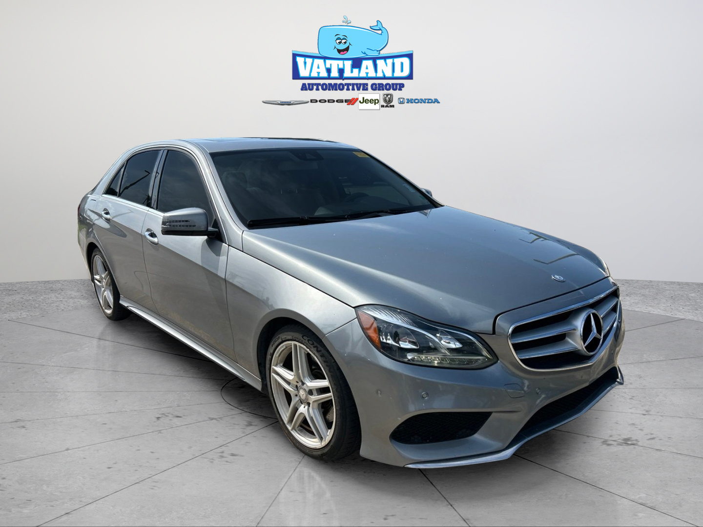 Used 2014 Mercedes-Benz E 350 Sedan image 7