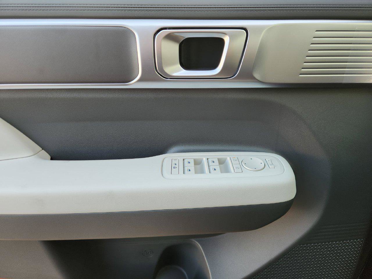 New 2026 Hyundai Santa Fe SE FWD image 22
