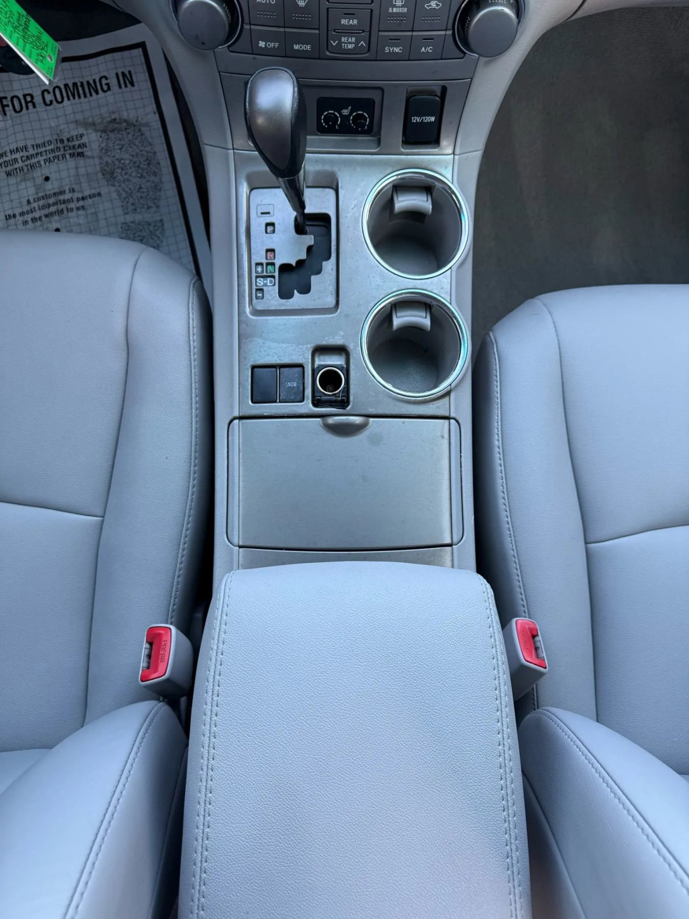 Used 2010 Toyota Highlander SE image 14