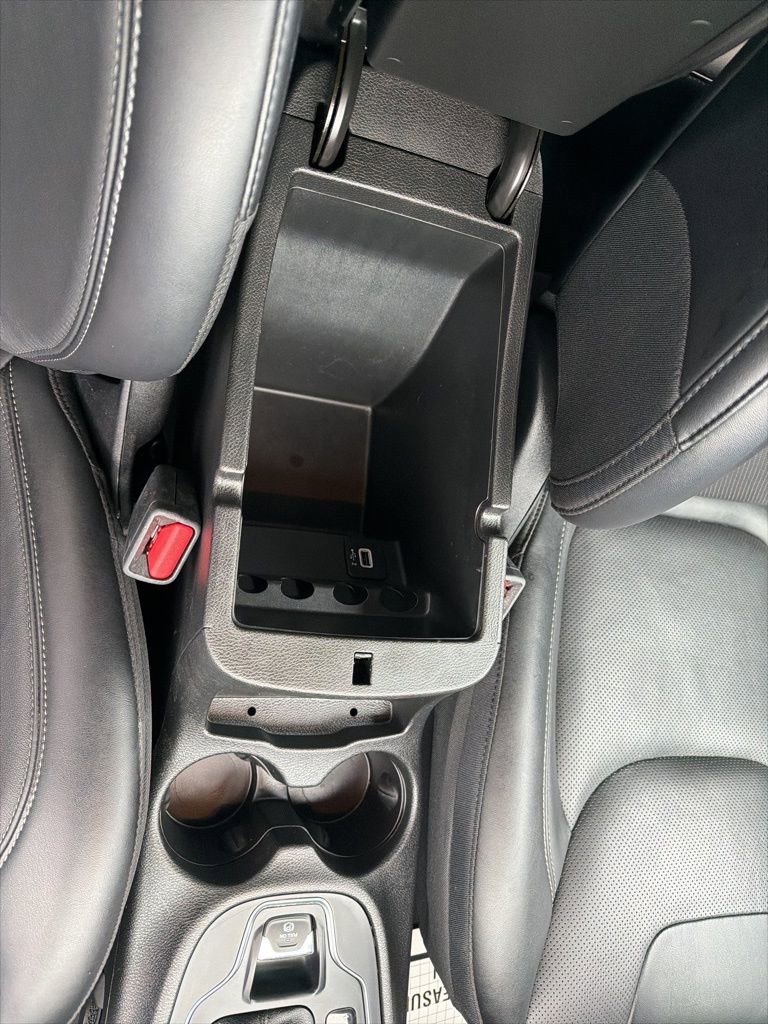 Used 2022 Jeep Cherokee Latitude Lux image 28