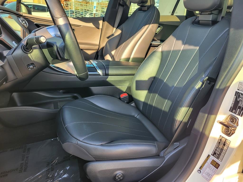 Used 2023 Mercedes-Benz EQE 350+ 4MATIC Sedan w/ Exclusive Trim Package image 8