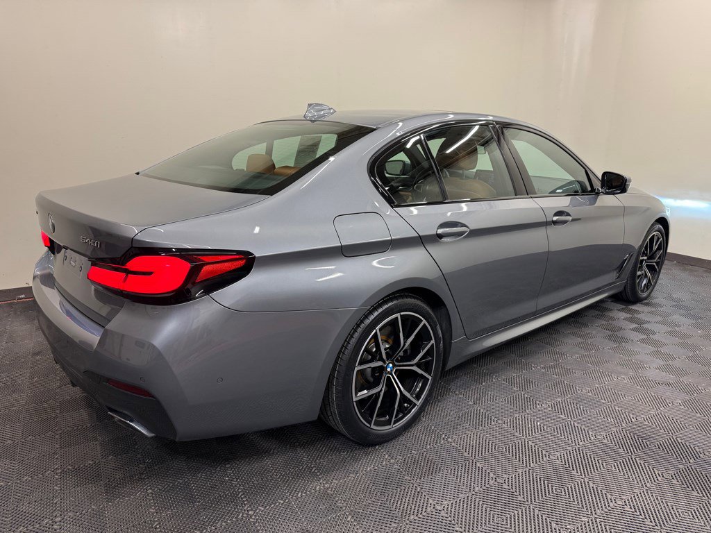 Used 2023 BMW 540i xDrive w/ M Sport Package image 18