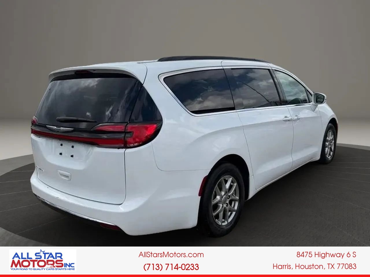 Used 2022 Chrysler Pacifica Touring FWD image 19