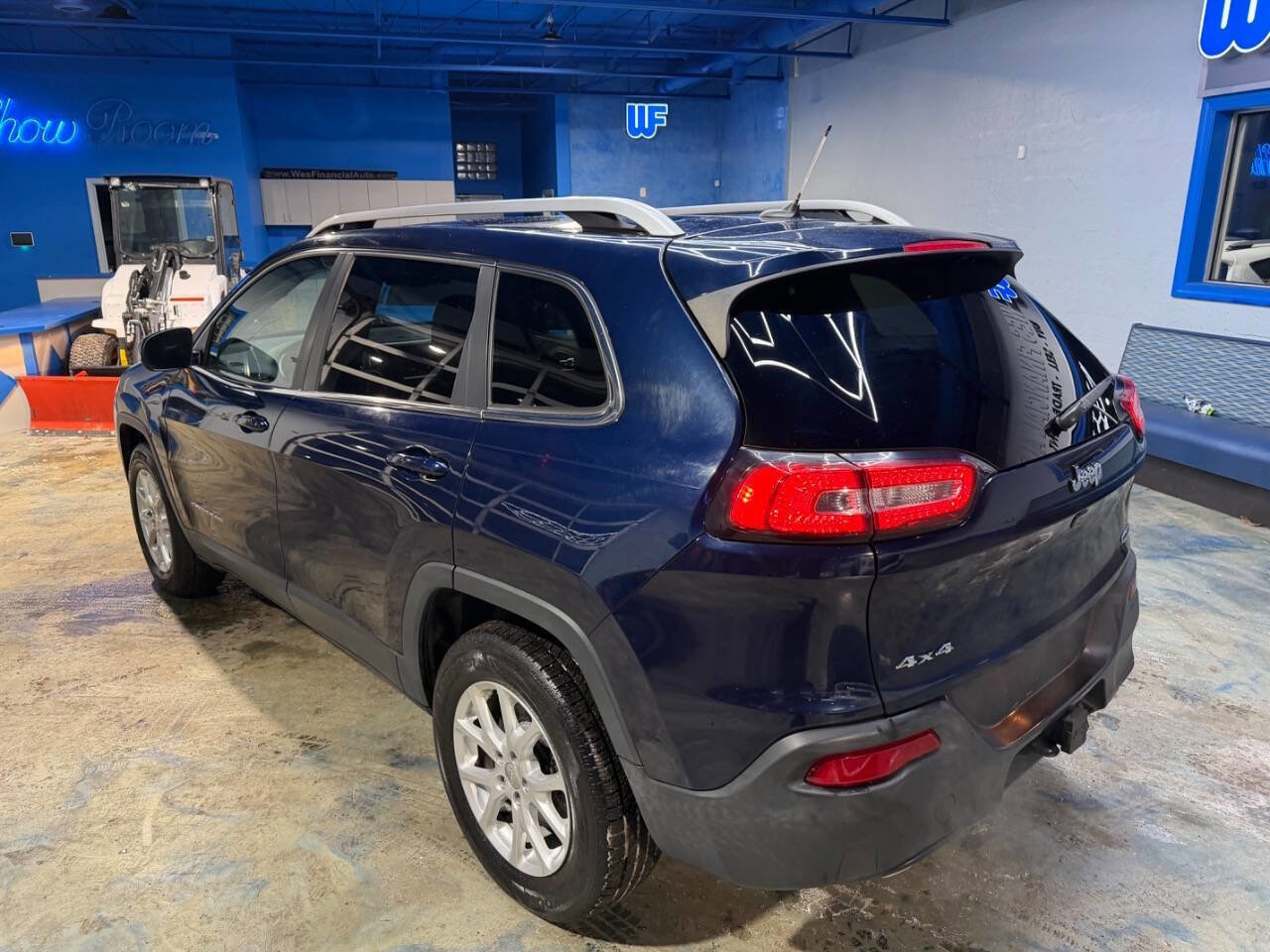 Used 2014 Jeep Cherokee Latitude w/ Comfort/Convenience Group image 11