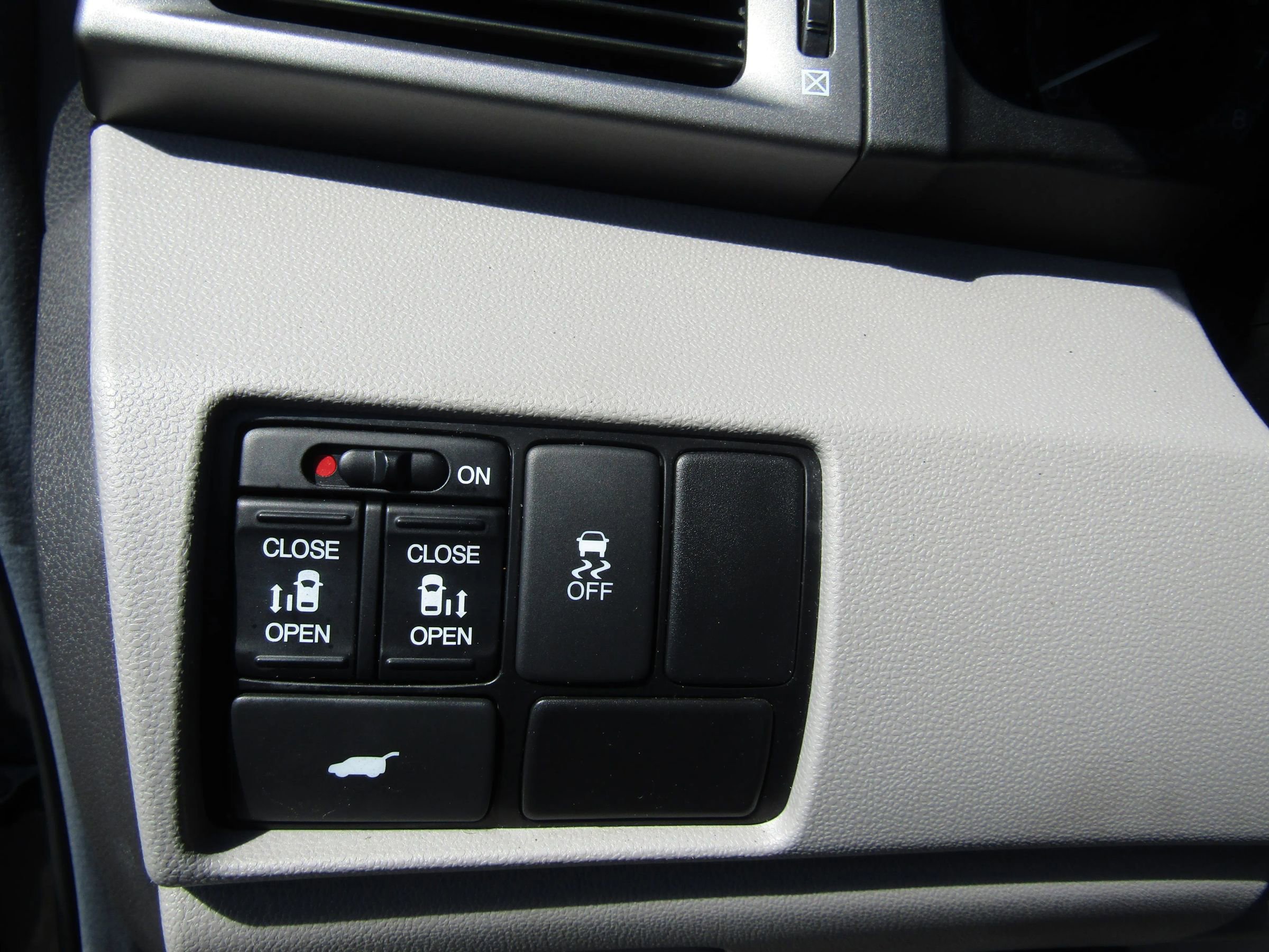 Used 2013 Honda Odyssey EX-L image 27