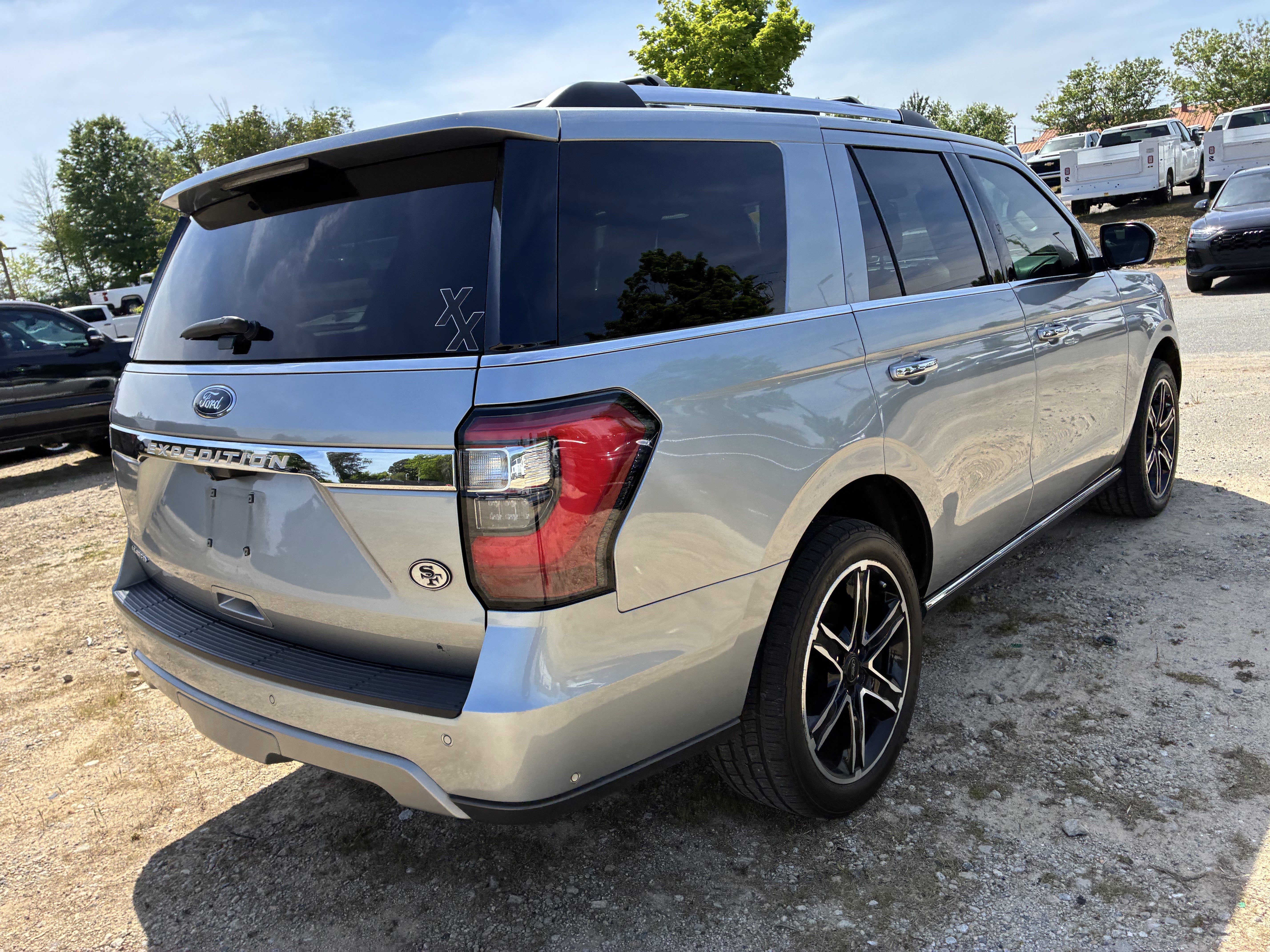 Used 2020 Ford Expedition Limited w/ Special Edition Package RWD image 8