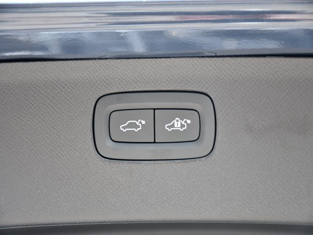 New 2026 Volvo XC90 B6 Ultra w/ Protection Package Premier image 29