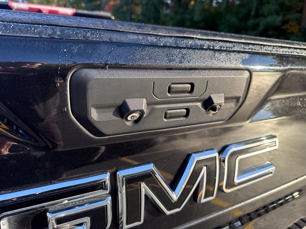 Used 2022 GMC Sierra 2500 Denali w/ Snow Plow Prep/Camper Package AWD/4WD image 14