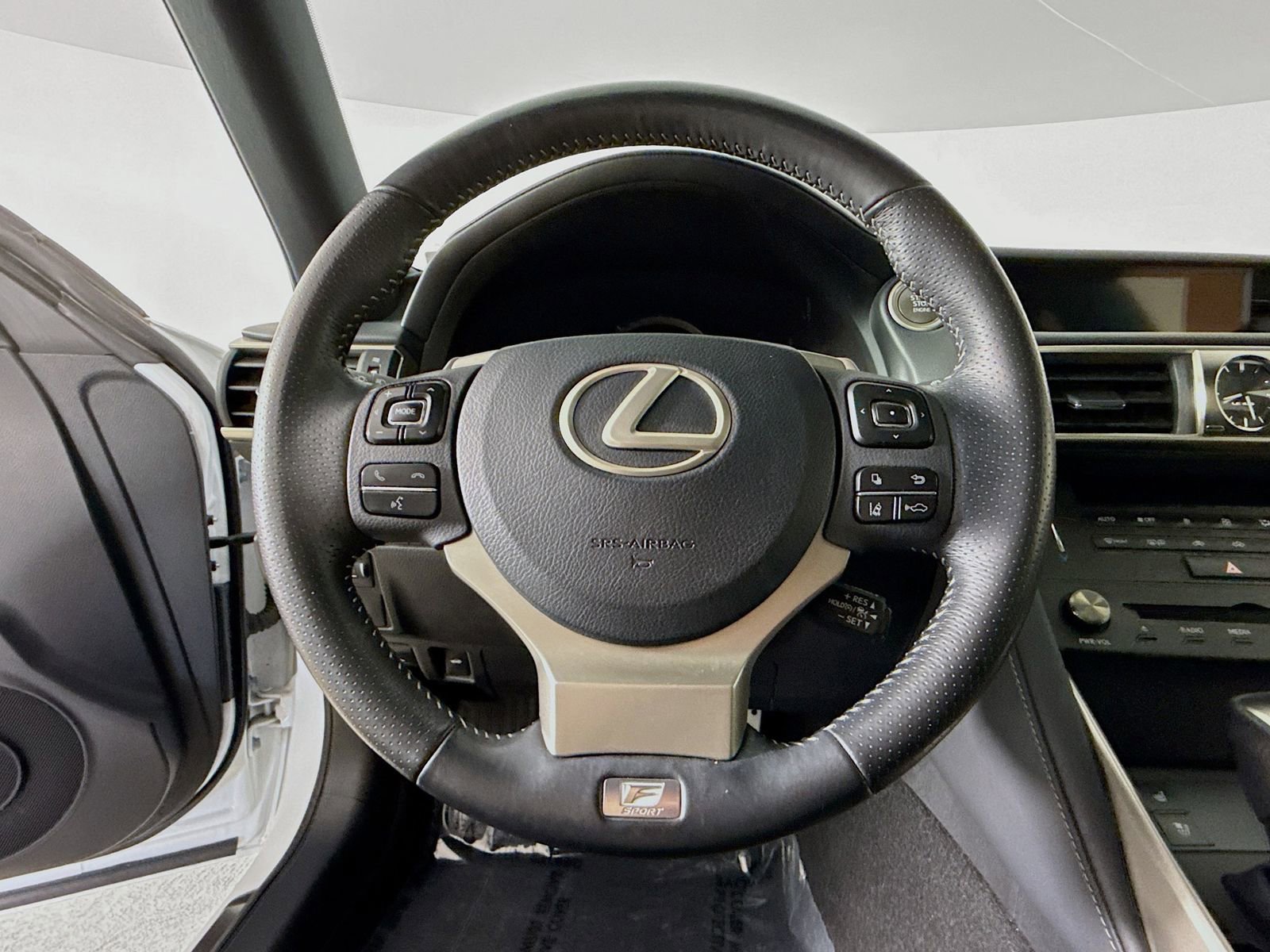 Used 2019 Lexus IS 300 F Sport w/ F Sport Package image 11