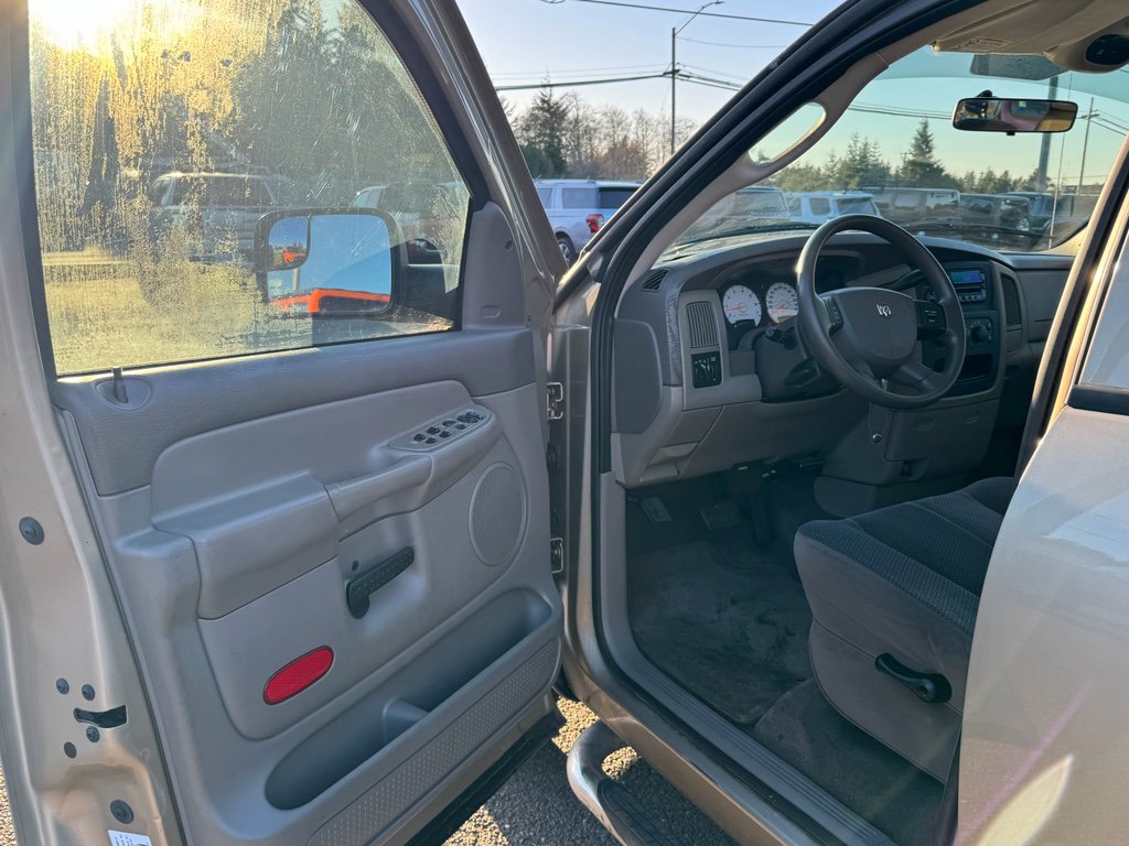 Used 2004 Dodge Ram 1500 Truck SLT w/ Trailer Tow Group image 14