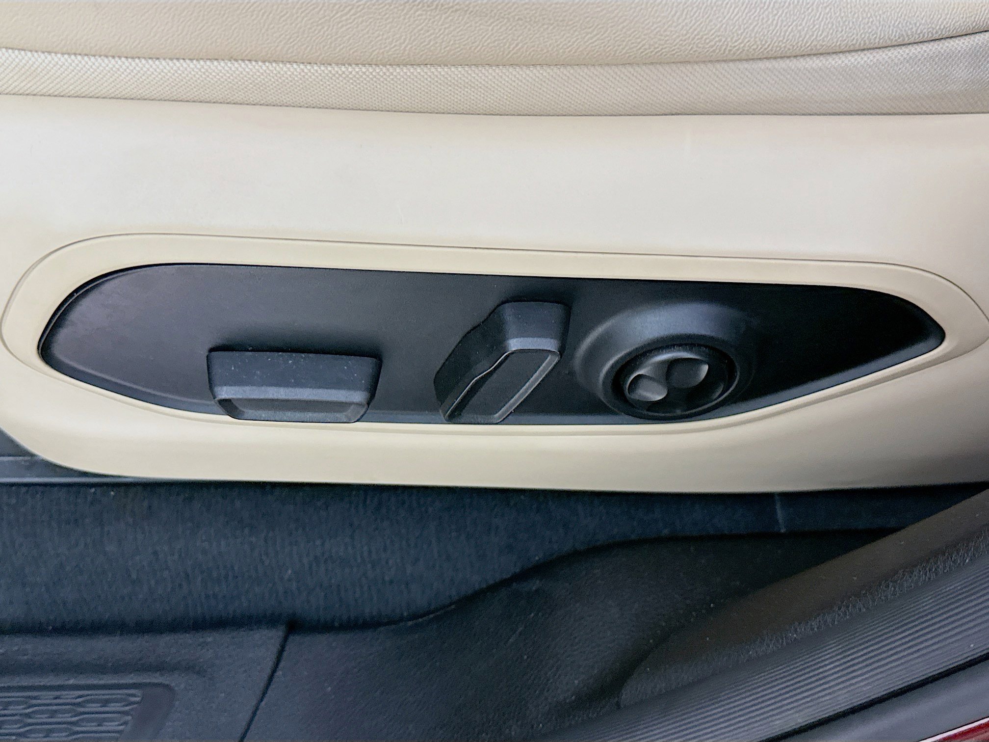 Used 2024 Jeep Grand Cherokee Limited image 24