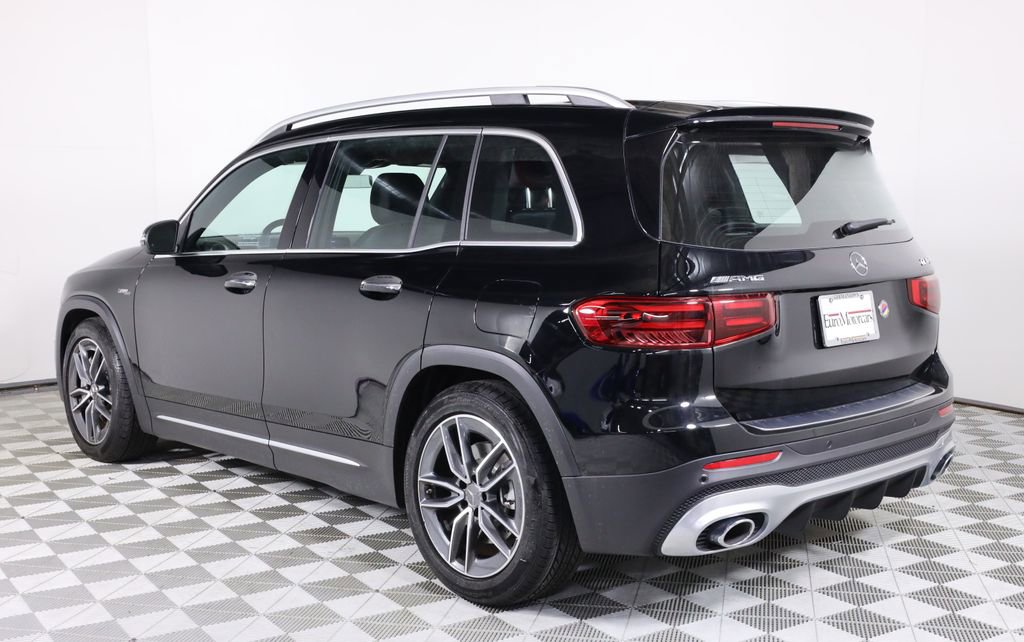 Certified 2025 Mercedes-Benz GLB 35 AMG 4MATIC image 4