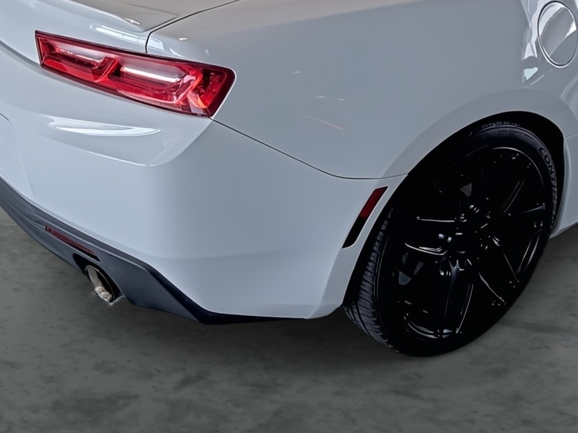 Used 2018 Chevrolet Camaro LT w/ RS Package RWD image 13