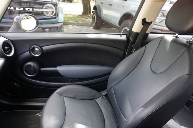 Used 2011 MINI Cooper Hardtop FWD image 25