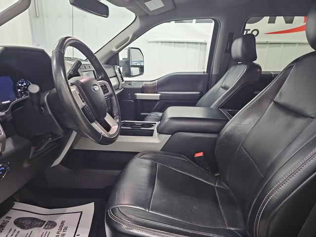 Used 2019 Ford F350 Lariat w/ Chrome Package image 37