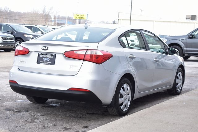 Used 2016 Kia Forte LX image 6