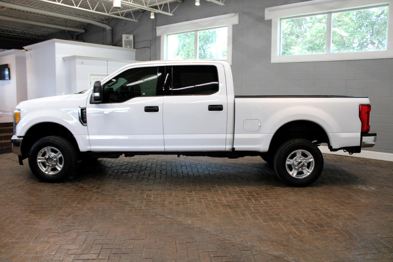 Used 2017 Ford F350 XLT image 3