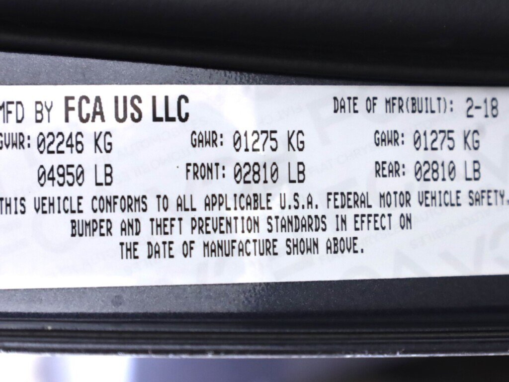 Used 2018 Dodge Challenger SXT image 36