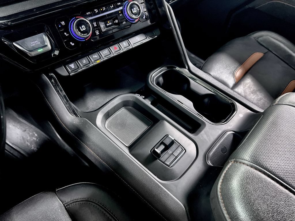 Used 2025 GMC Sierra 2500 AT4 AWD/4WD image 36