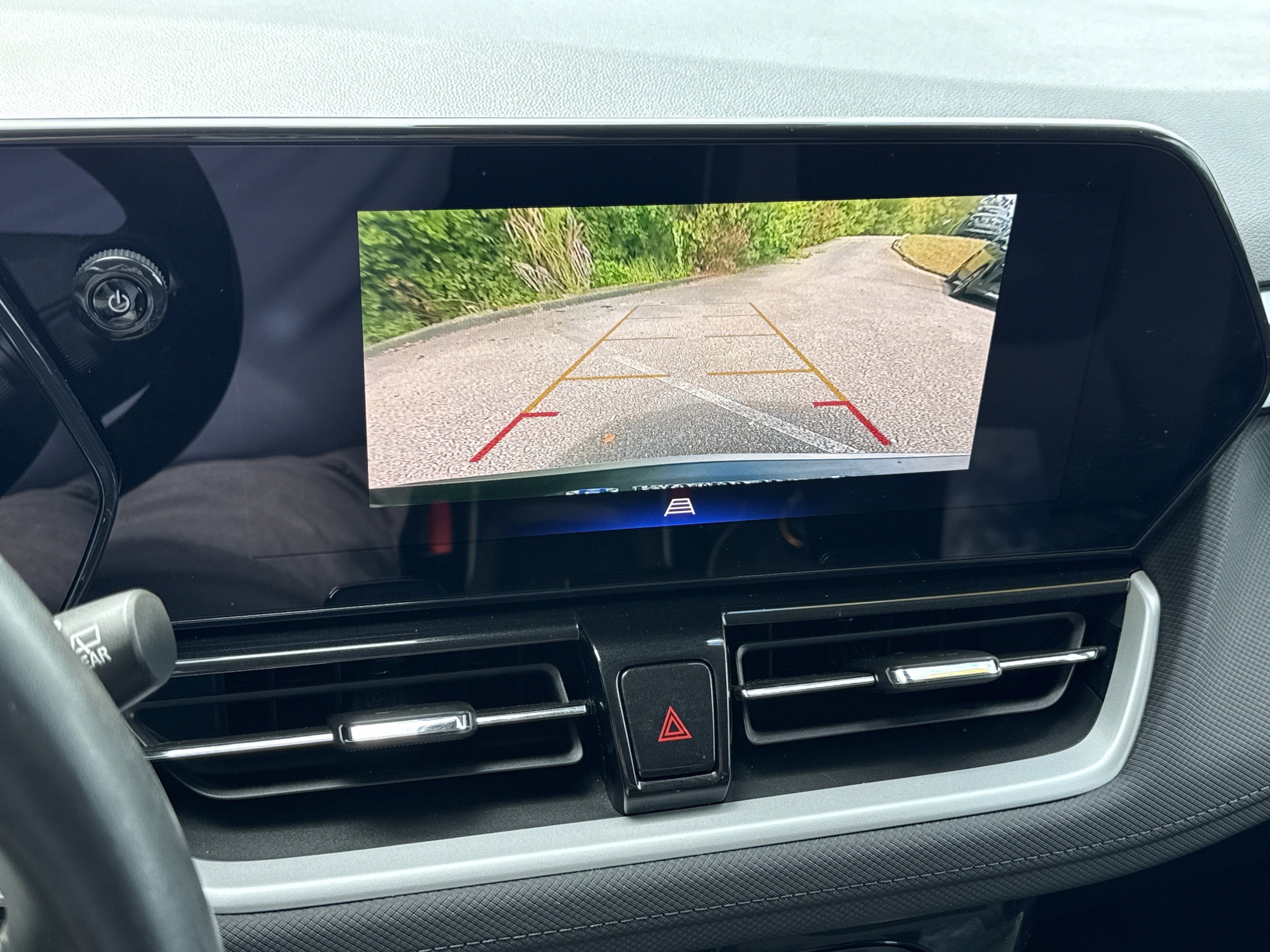 Used 2024 Chevrolet TrailBlazer LT w/ LT Cold Weather Package image 22