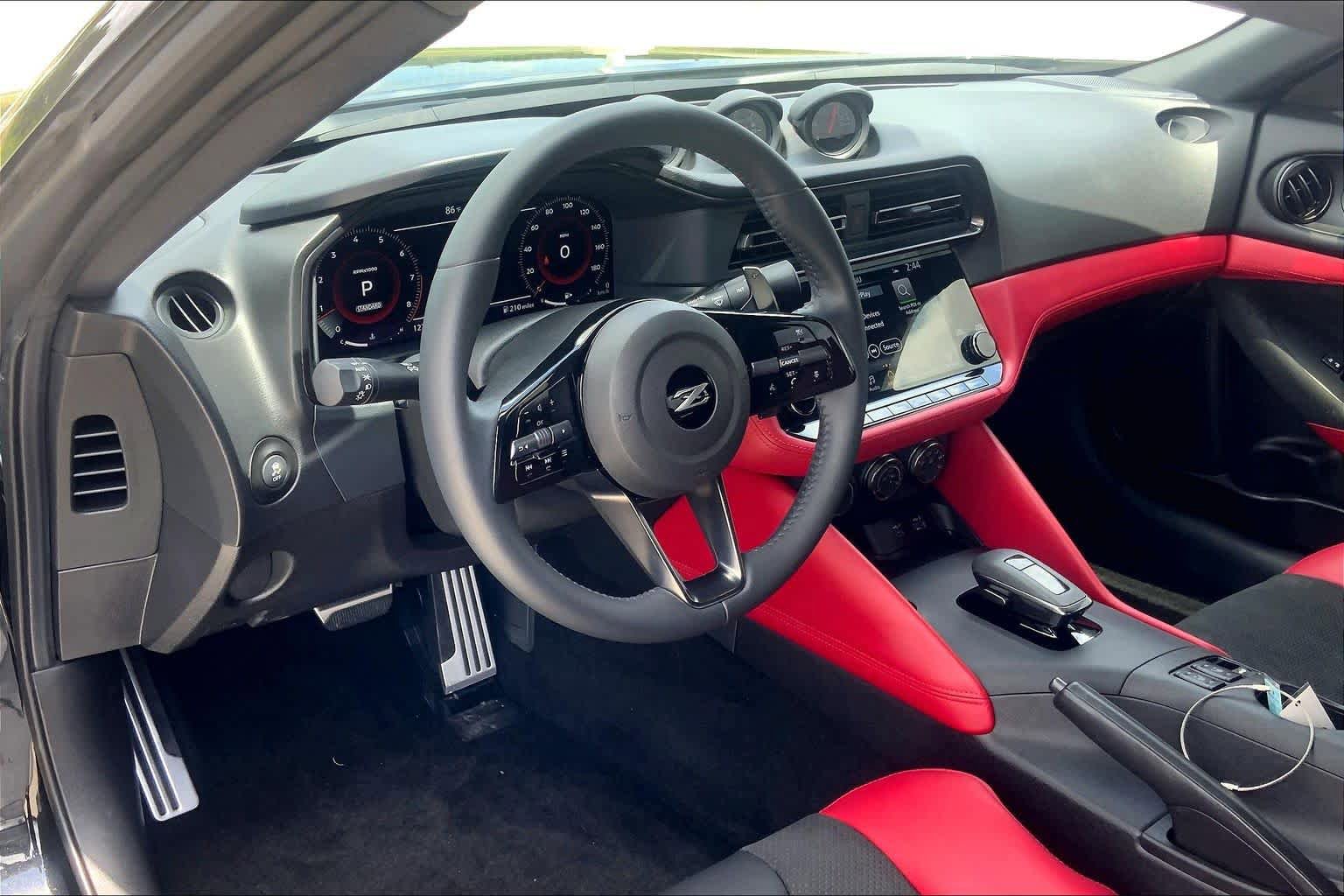 Used 2025 Nissan Z Performance w/ Floor Mat Package image 15