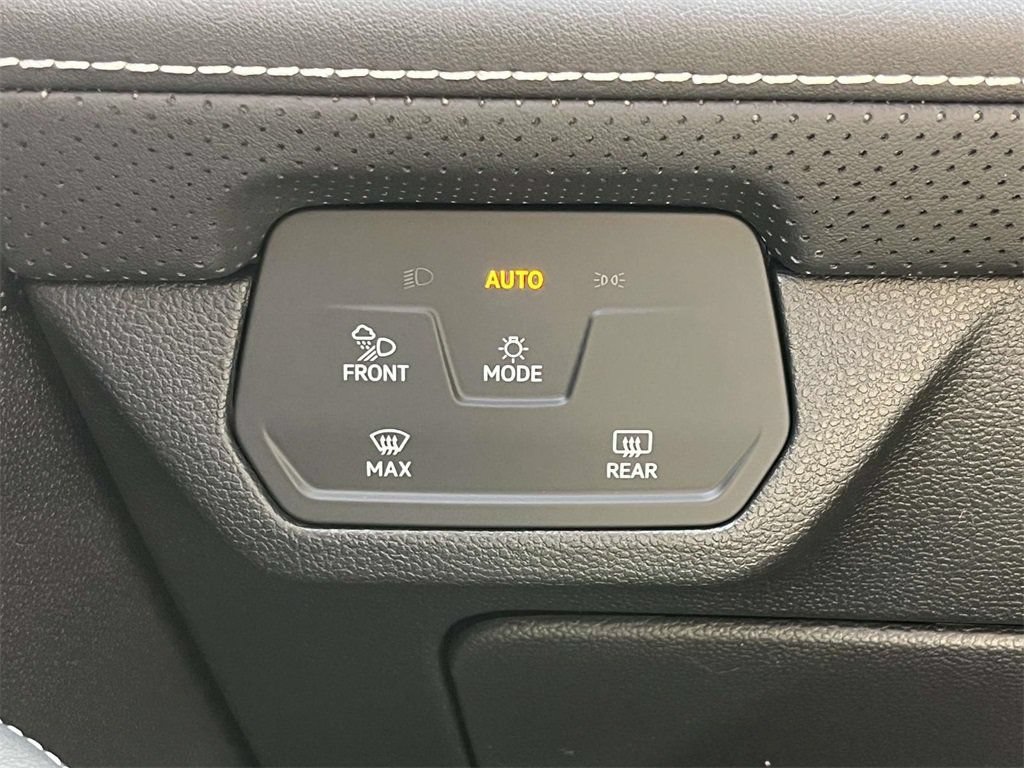 New 2026 Volkswagen Atlas SE FWD image 30