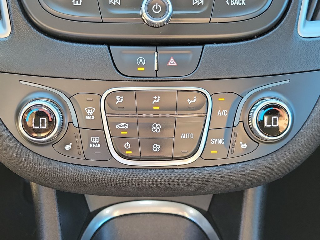 Used 2024 Chevrolet Malibu LT FWD image 25
