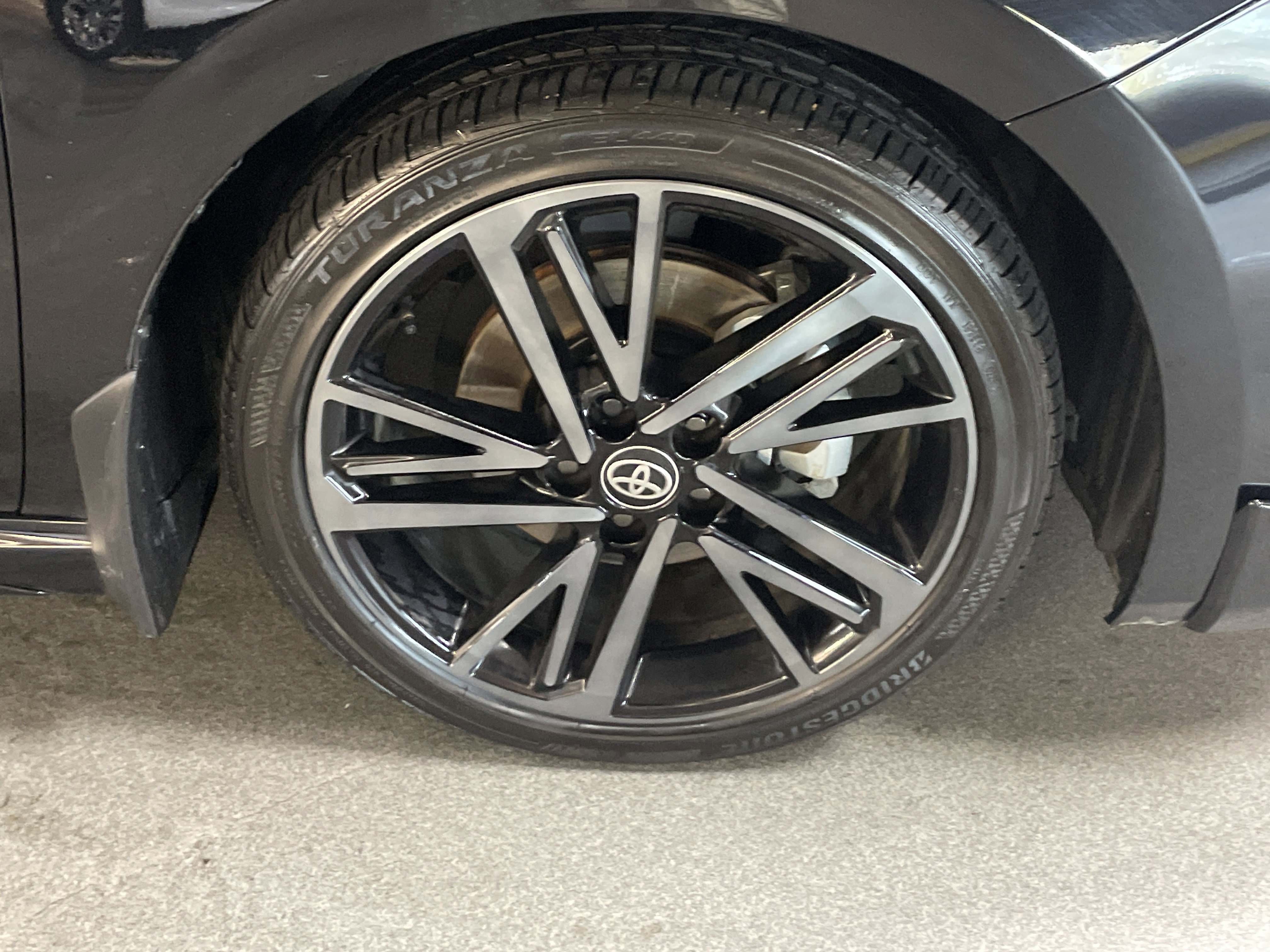 Used 2025 Toyota Camry XSE w/ Premium Package image 13