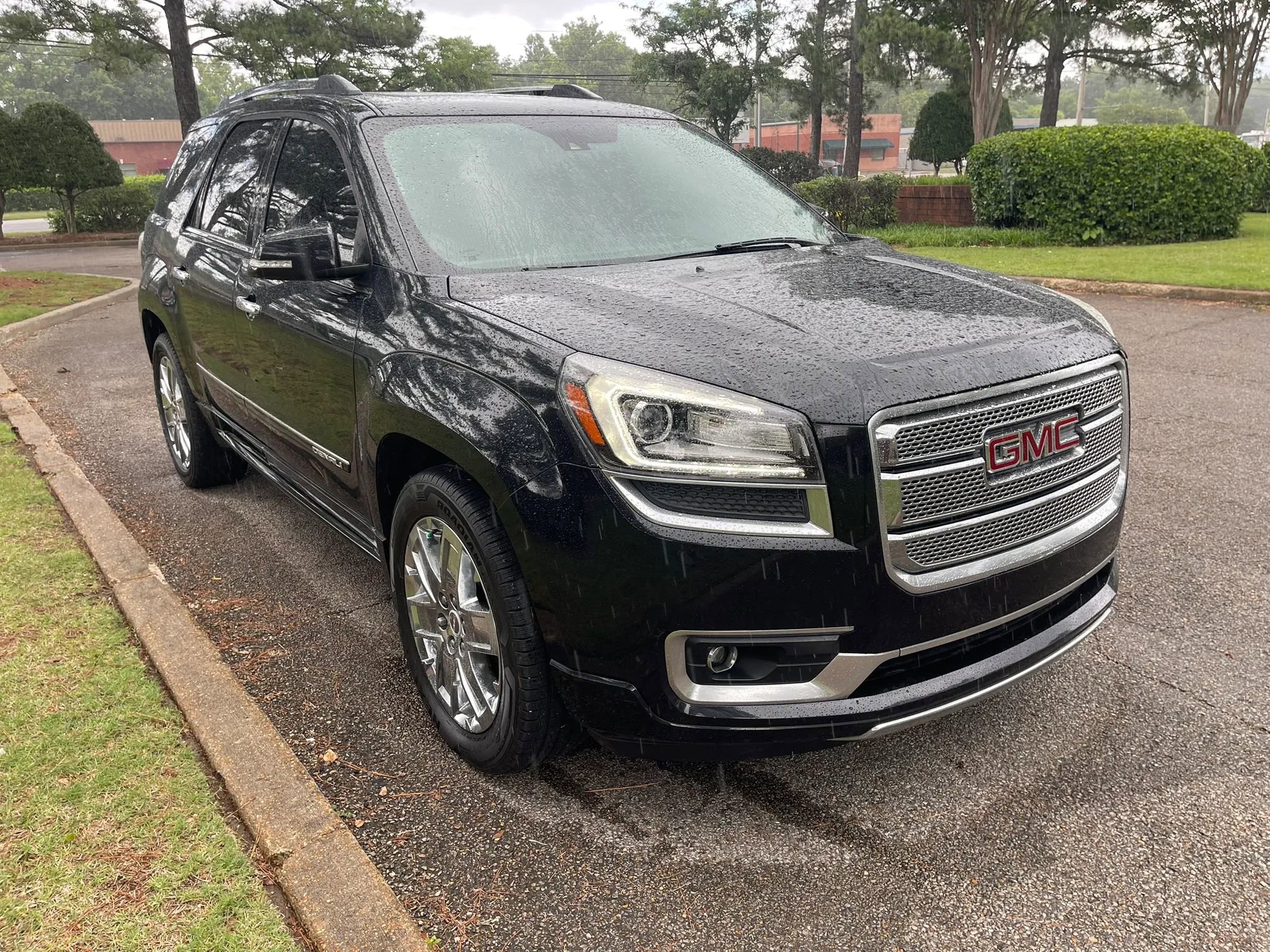 Used 2014 GMC Acadia Denali FWD image 7