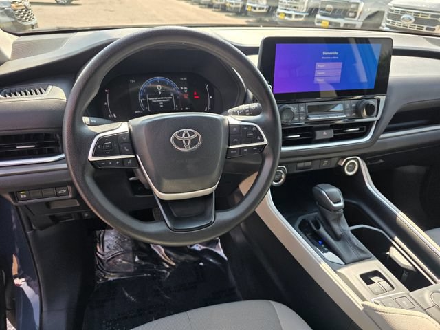 Used 2025 Toyota Grand Highlander FWD image 19