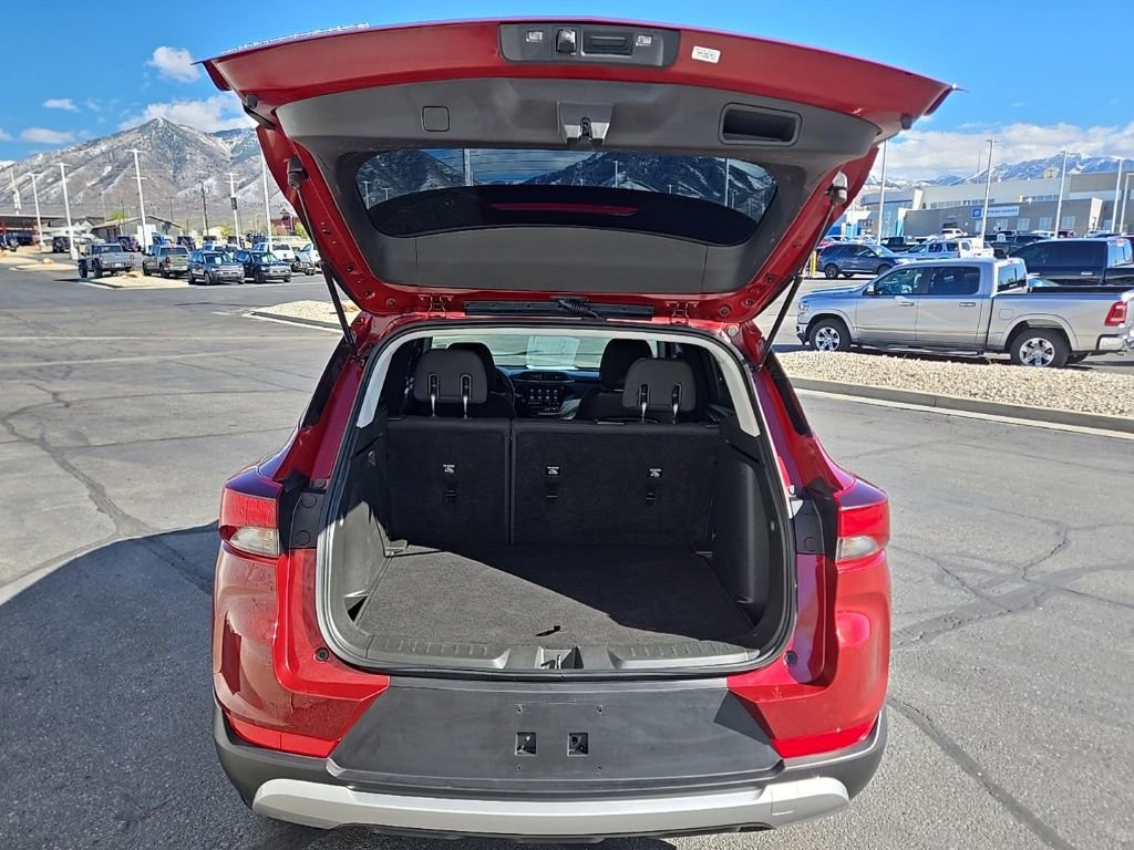 Used 2023 Chevrolet TrailBlazer LT w/ Convenience Package image 44