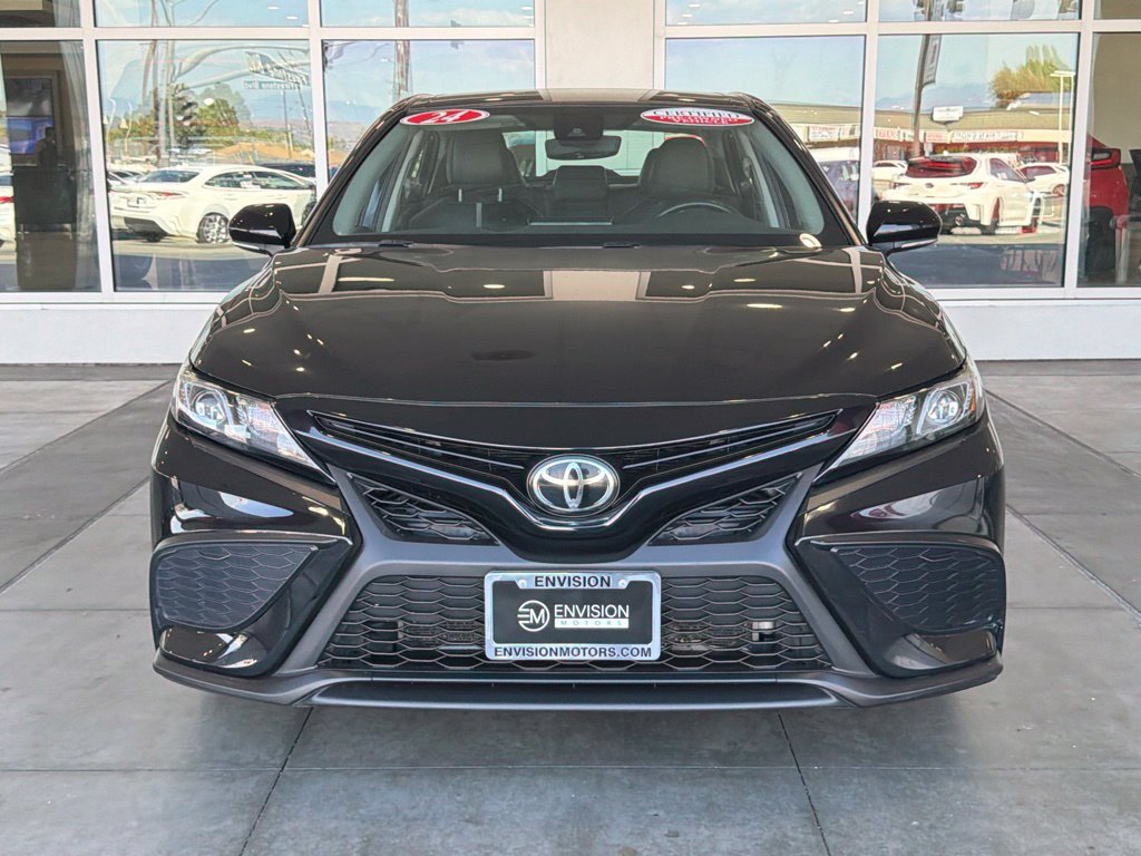 Certified 2024 Toyota Camry SE FWD image 5