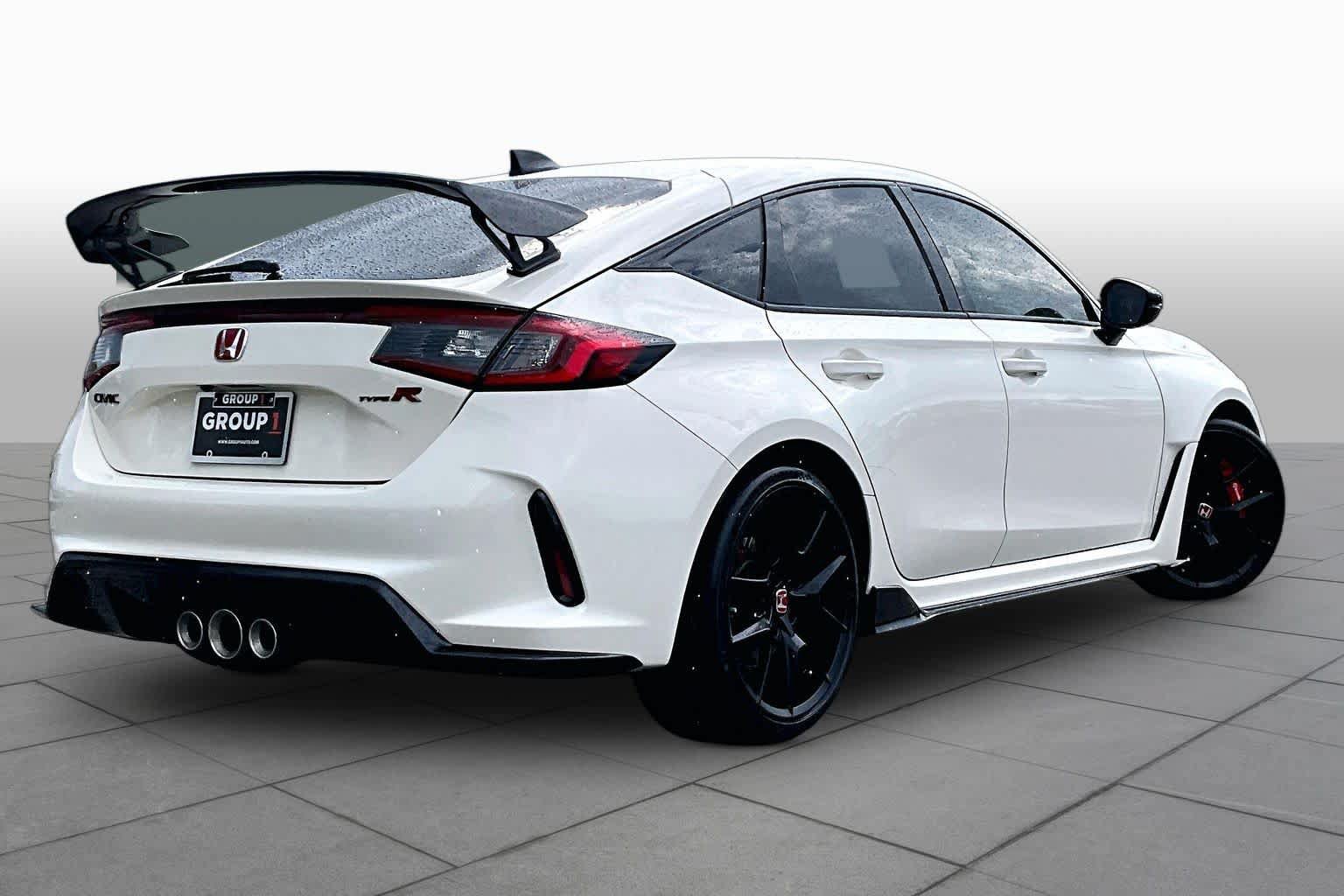 Used 2025 Honda Civic Type R image 12