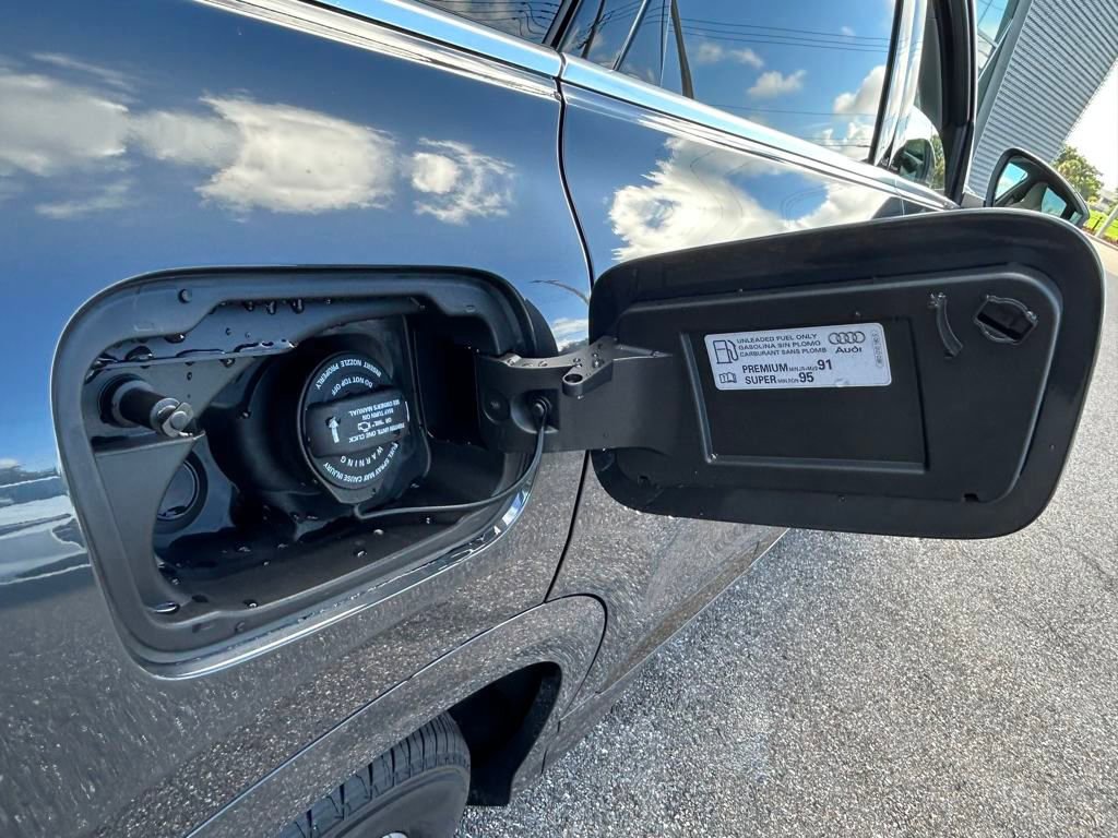 New 2025 Audi Q5 Premium Plus image 48