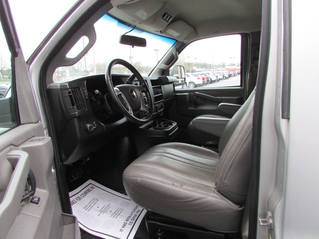 Used 2017 Chevrolet Express 2500 LS RWD image 7