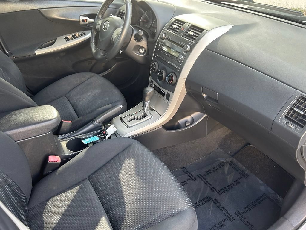 Used 2010 Toyota Corolla S FWD image 27