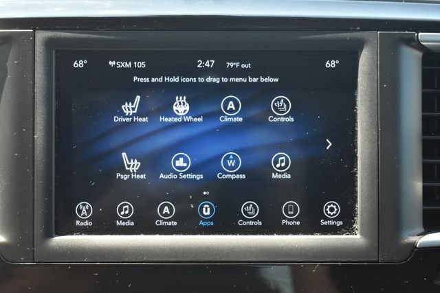 Used 2020 Chrysler Pacifica Touring-L FWD image 25