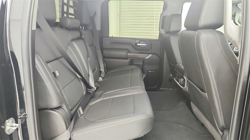 Used 2021 GMC Sierra 3500 SLT w/ SLT Convenience Package image 28