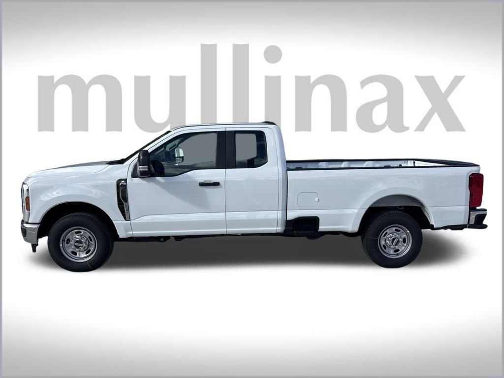 New 2026 Ford F250 XL w/ XL Chrome Package image 9