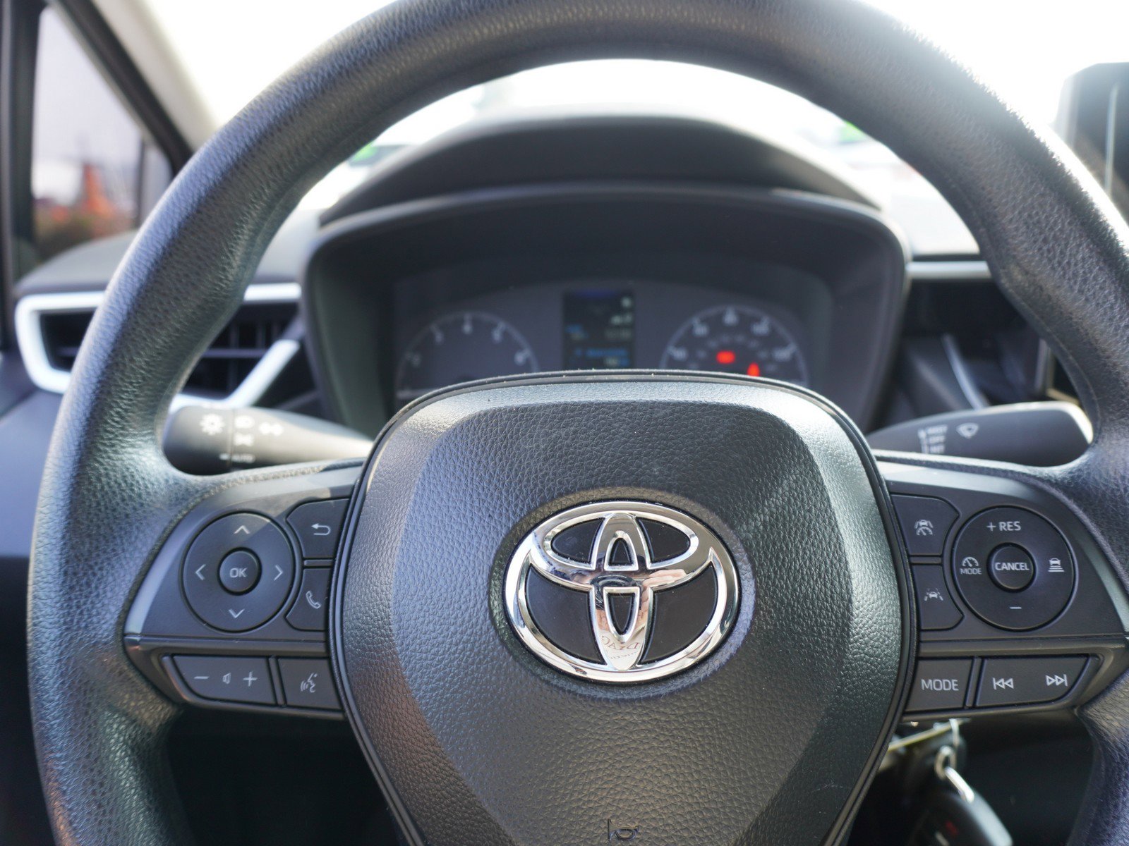 Used 2025 Toyota Corolla LE image 20