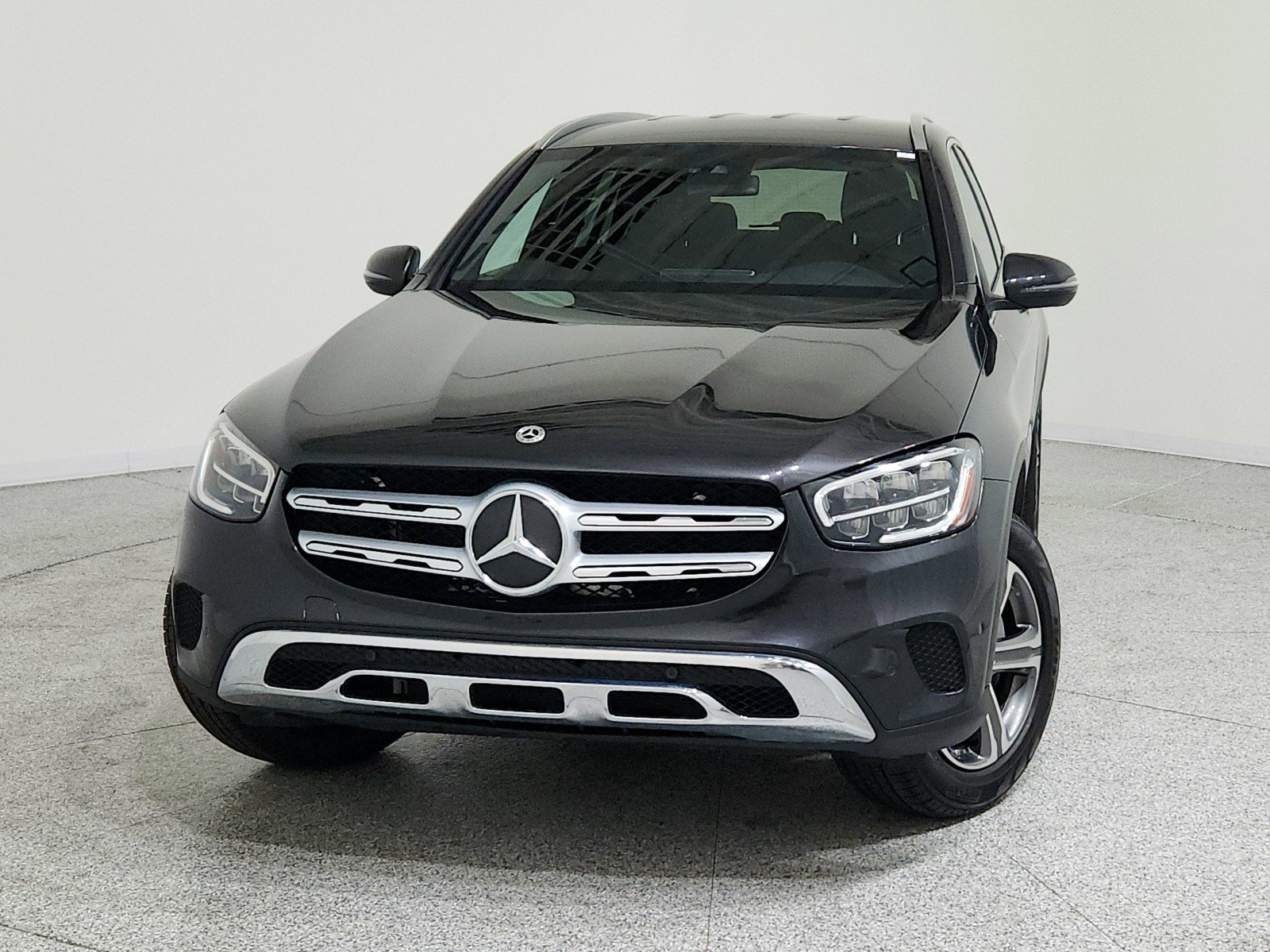 Certified 2022 Mercedes-Benz GLC 300 4MATIC image 2