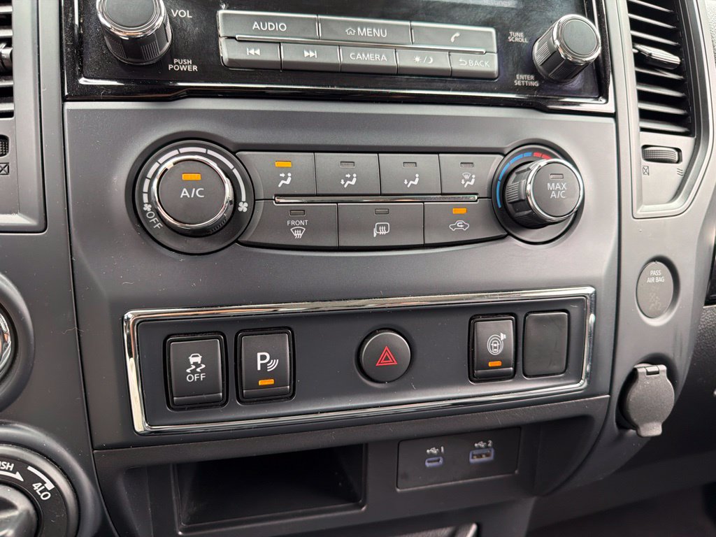 Certified 2023 Nissan Titan SV AWD/4WD image 12