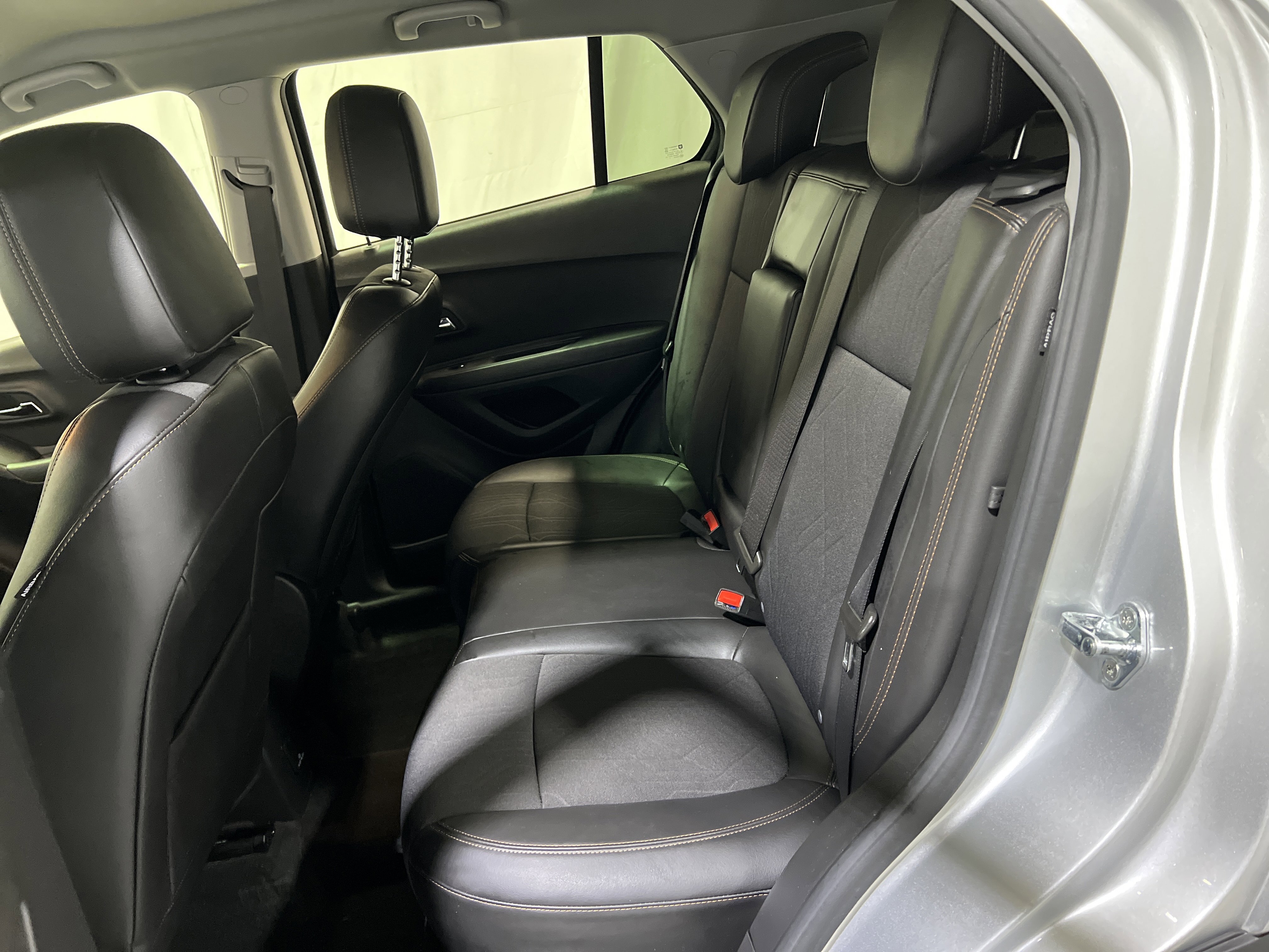 Certified 2020 Chevrolet Trax LT w/ LT Convenience Package image 16