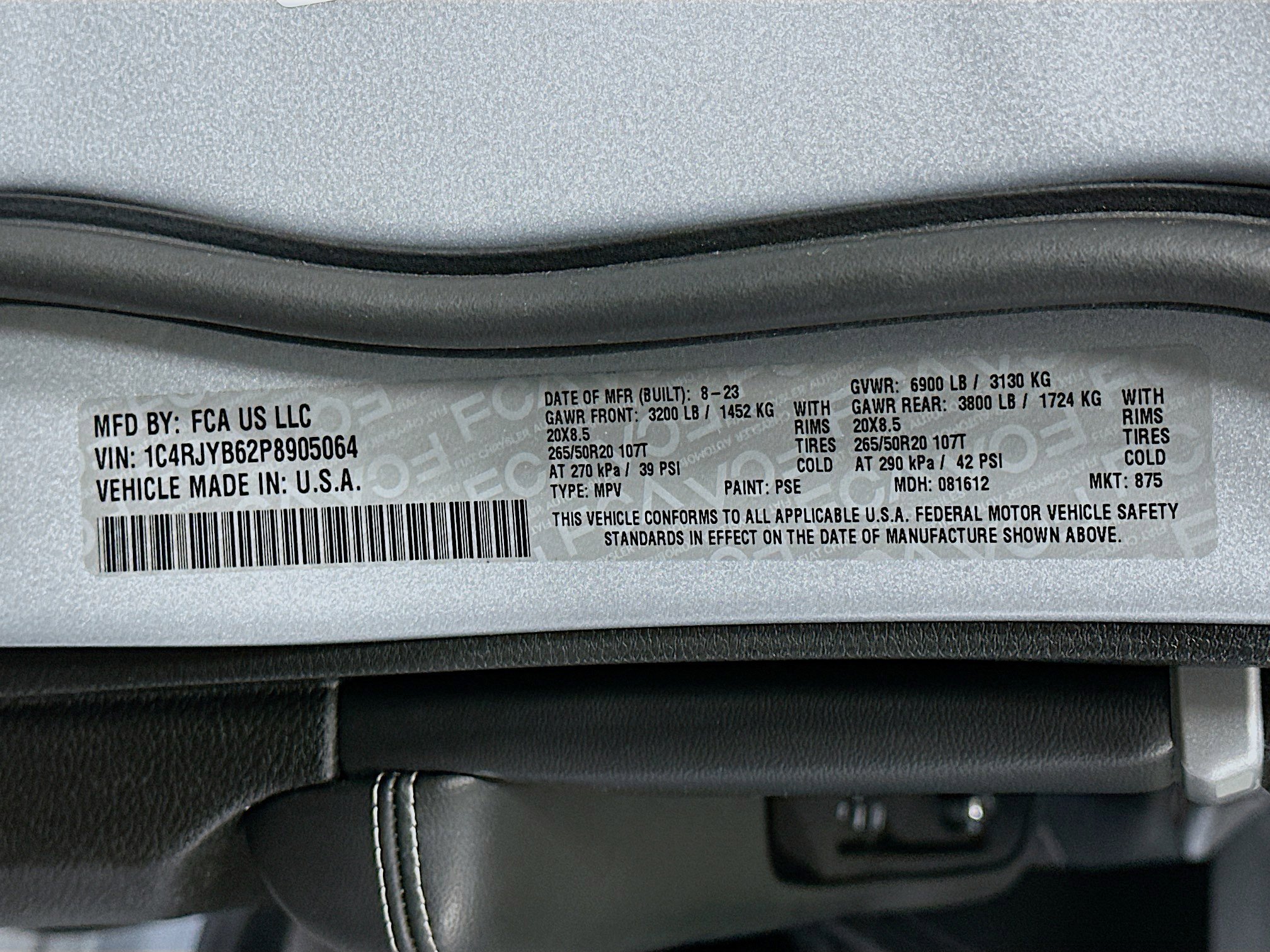 Used 2023 Jeep Grand Cherokee 30th Anniversary AWD/4WD image 12