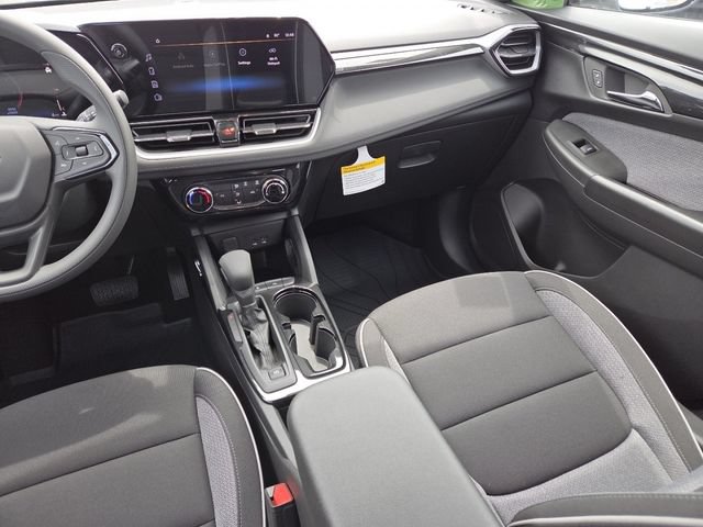 New 2026 Chevrolet TrailBlazer LT w/ Midnight Edition FWD image 28