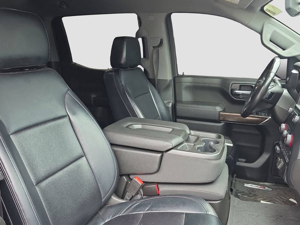 Used 2021 Chevrolet Silverado 1500 LT AWD/4WD image 19
